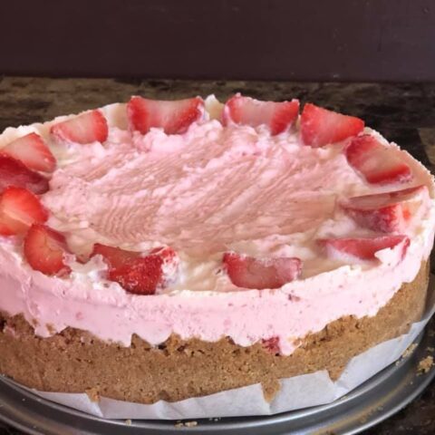 Strawberry CheeseKake